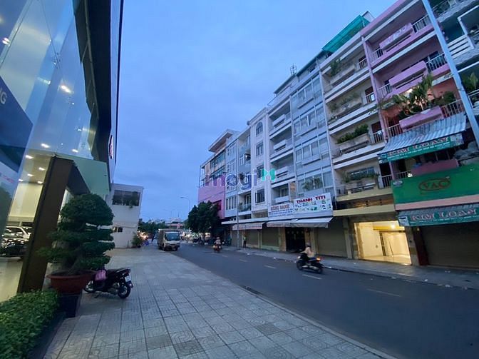 Hình ảnh Cho thuê nhà nguyên căn 2 MT đường Trang Tử Q6