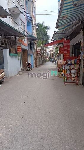 Hình ảnh Bán đất Phú Diễn, dt55m, mt7m, lo góc 3 thoáng, oto đỗ cửa chỉ 4.8 tỷ.