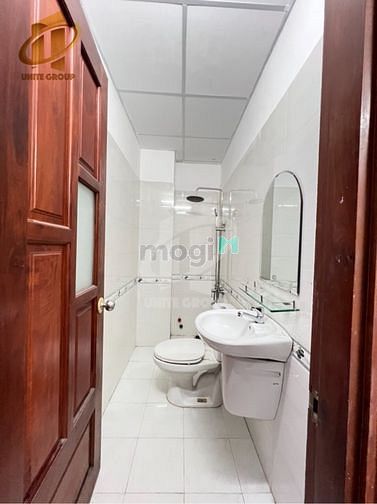 Hình ảnh studio full NT Ngã sáu Phù Đổng,Ngã Năm Cống Quỳnh,Đh Văn Lang,Đh Sư P