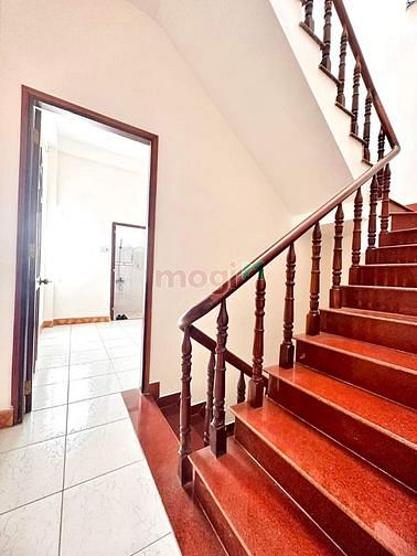 Hình ảnh Bán nhà 4 tầng 4x14m , Giáp Quận 3 , Cách Mạng Tháng 8 Tân Bình 8 tỷ