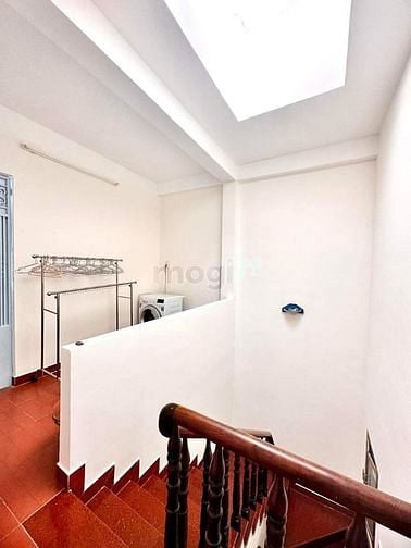 Hình ảnh Bán nhà 4 tầng 4x14m , Giáp Quận 3 , Cách Mạng Tháng 8 Tân Bình 8 tỷ
