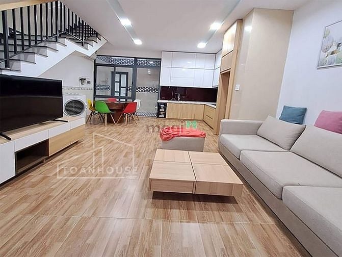 Hình ảnh Cho thuê nhà 3PN sân ô tô gần đường Nguyễn Công Trứ