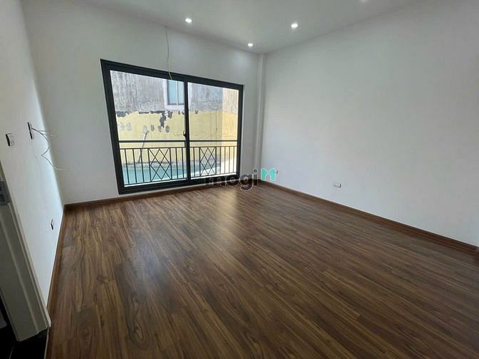 Hình ảnh SIÊU HIẾM, CỰC ĐẸP, GIÁ TỐT.  VĂn Cao 33m MT 5m 4.3tỷ