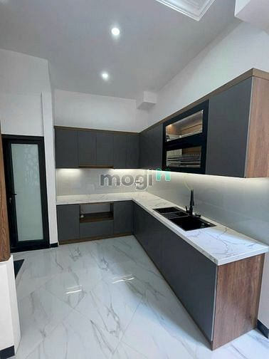Hình ảnh SIÊU HIẾM, CỰC ĐẸP, GIÁ TỐT.  VĂn Cao 33m MT 5m 4.3tỷ