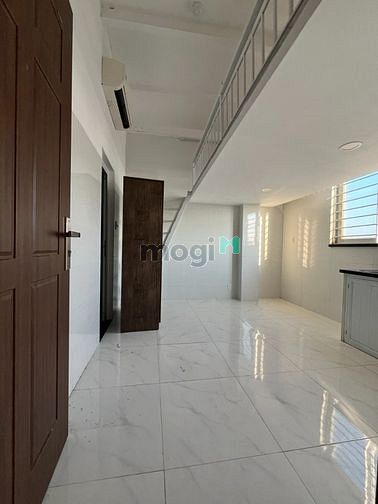 Hình ảnh Duplex đầy đủ nội thất cửa sổ trời