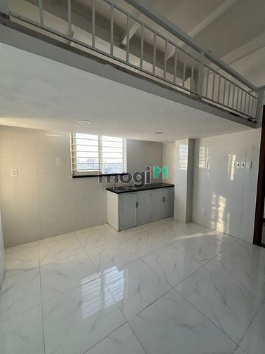 Hình ảnh Duplex đầy đủ nội thất cửa sổ trời