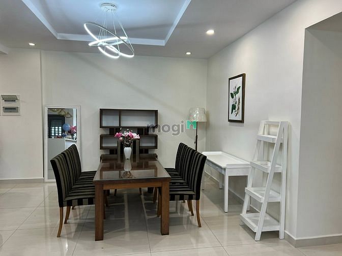 Hình ảnh Cần bán gấp CHCC Granview, phú mỹ hưng, quận 7