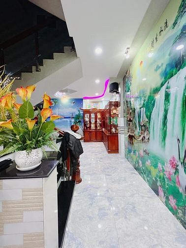 Hình ảnh HXH Dương Bá Trạc, Cầu Nguyễn Văn Cừ, F1 Q8. 4m x 15m, 5 tầng.