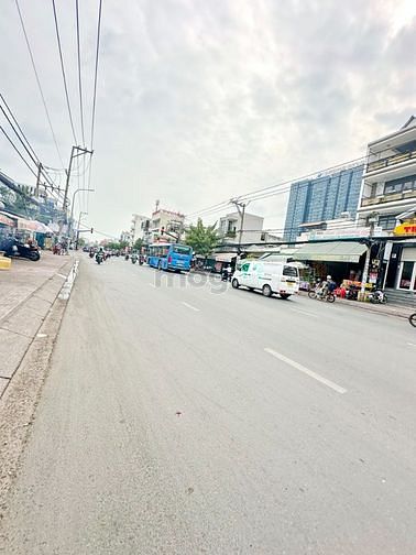 Hình ảnh Bán lô đất full thổ cư vị trí đẹp mặt tiền 752 Huỳnh Tấn Phát Q7