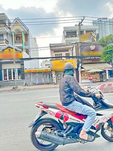 Hình ảnh Bán lô đất full thổ cư vị trí đẹp mặt tiền 752 Huỳnh Tấn Phát Q7