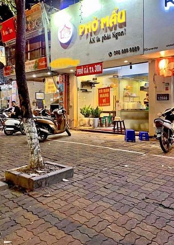 Hình ảnh Mặt Láng Hạ - Hoàng Ngọc Phách