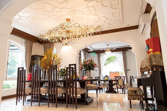 Hình ảnh Biệt thự Trần Văn Sắc Thảo Điền, Q2- DT: 458m2 full, hồ bơi, sân vườn