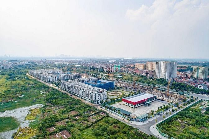 Hình ảnh Mb6623 nạp rút nhanh chóng Penhouse, view hồ điều hoà 22ha, DT 167m2, giá chỉ 46tr/m2