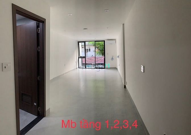 Hình ảnh Nhà cho thuê mặt tiền trung tâm Q. hải châu , có sẵn thang máy