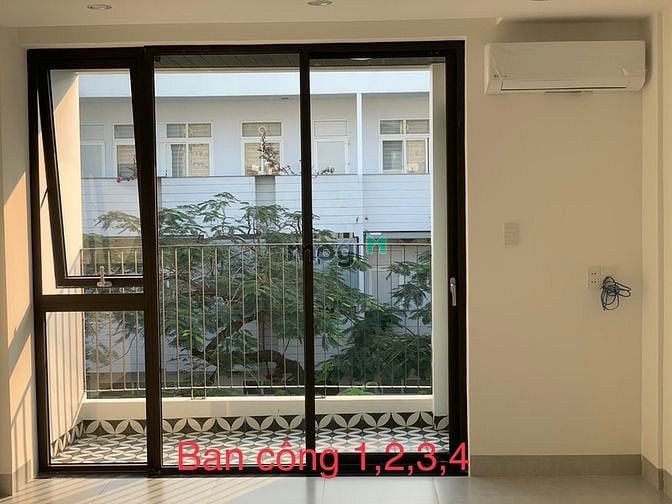 Hình ảnh Nhà cho thuê mặt tiền trung tâm Q. hải châu , có sẵn thang máy