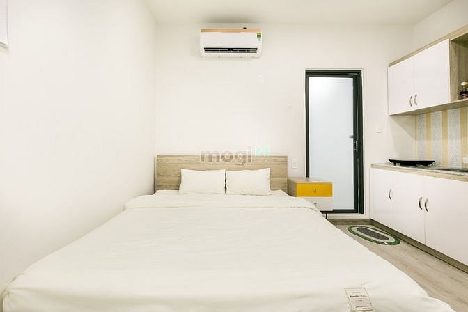 Hình ảnh studio cửa sổ gần bờ kè Hoàng Sa,cầu Kiệu,CV Lê Văn Tám,Đh UEH,VX Công