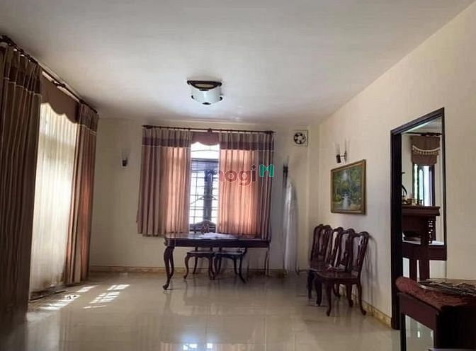 Hình ảnh Cho thuê biệt thự mặt tiền đường Vành Đai Trong - Bình Tân