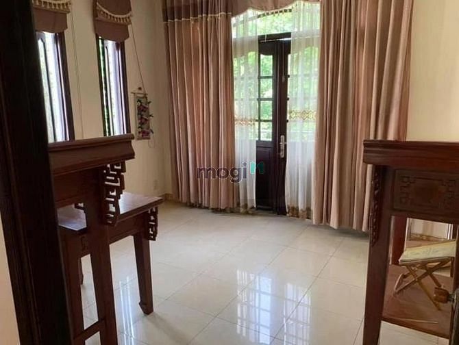 Hình ảnh Cho thuê biệt thự mặt tiền đường Vành Đai Trong - Bình Tân