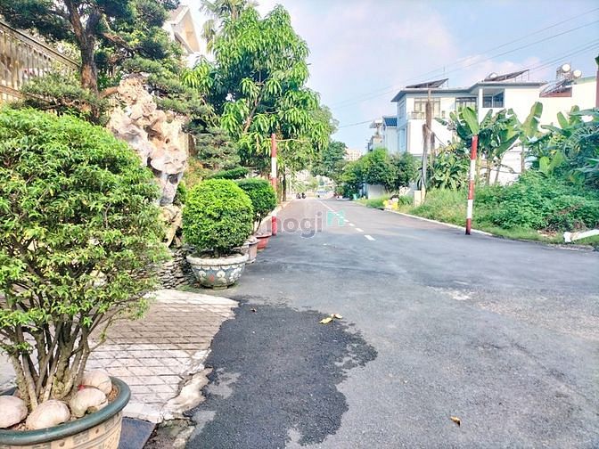 Hình ảnh Quận 12, Bán lô đất Biệt thự, góc 2MT, DT 10x20m, KDC Phú Nhuận