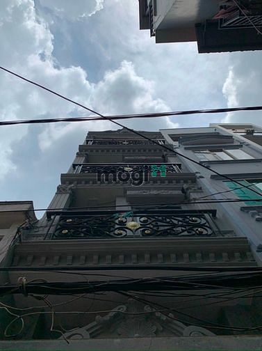 Hình ảnh studio full NT gần VX Công trường Dân Chủ,Viettel Tower,CV Tao Đàn, Vạ
