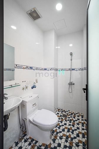 Hình ảnh Căn Hộ 2PN Full Nội Thất, Phòng Mới, Ban Công Riêng