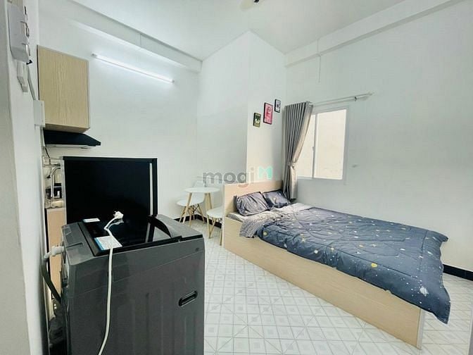 Hình ảnh studio cửa sổ gần CV Lê Thị Riêng,ĐH Y Khoa Phạm Ngọc Thạch,Vạn Hạnh M