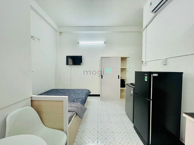 Hình ảnh studio cửa sổ gần CV Lê Thị Riêng,ĐH Y Khoa Phạm Ngọc Thạch,Vạn Hạnh M