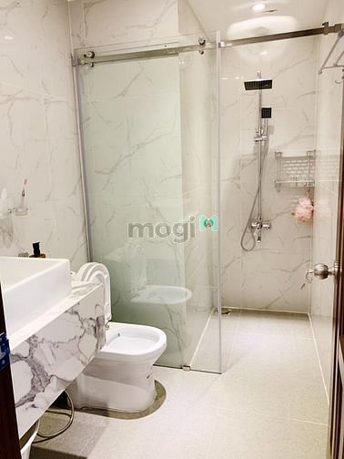 Hình ảnh Cần bán gấp CC Phúc Thịnh Q.5. DT 68m2, 2P, 2WC. Giá bán 2,6 tỷ.