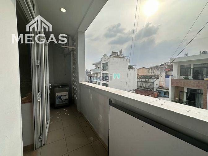 Hình ảnh Cho Thuê Căn Hộ Ban Công Full Nội Thất MGR 30m2 Tân Hương - Vườn Lài