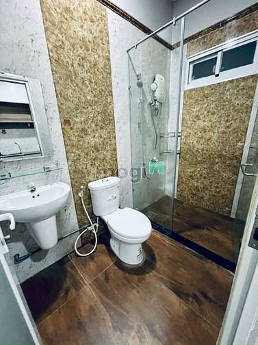 Hình ảnh 1 Phòng ngủ Full nội thất, Ban công lớn cạnh KCX Tân Thuận, Eco Green
