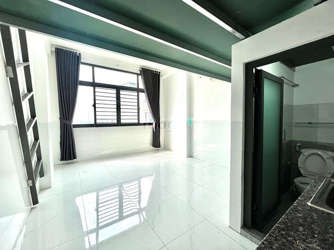 Hình ảnh Phòng Duplex View Kính, Máy Lạnh, Ngay CoopMart Phan Văn Hớn - Quận 12