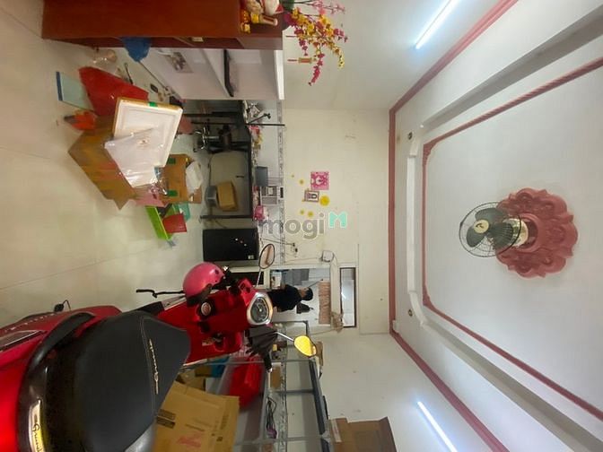 Hình ảnh 50m 2 Lầu 2 phòng chủ chỉ 3xx tỷ .