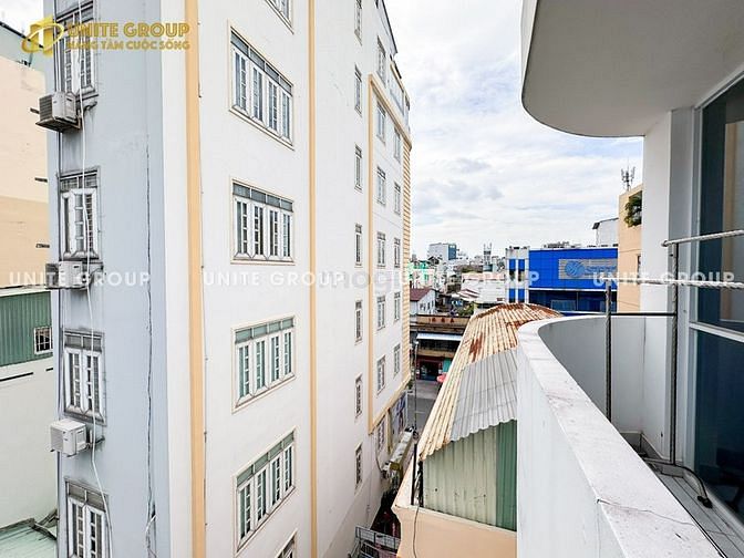Hình ảnh Căn Hộ Studio Cô Giang, Quận 1 - Ban Công & Máy Giặt Riêng.