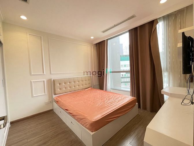 Hình ảnh Cho thuê 3PN Vinhomes Central Park chỉ 25tr nội thất như hình