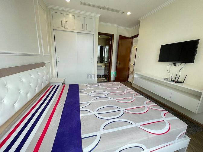 Hình ảnh Cho thuê 3PN Vinhomes Central Park chỉ 25tr nội thất như hình