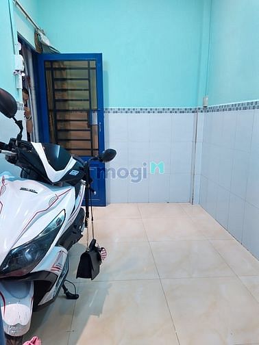 Hình ảnh Bán nhà 1.3 tỷ đường Lạc Long Quân 15m2