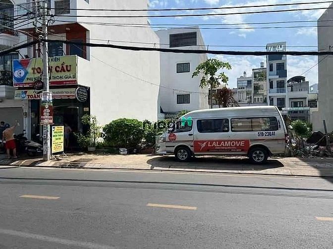 Hình ảnh Bán gấp lô đất Võ Thị Sáu,p7, Q.3, DT 72m2, giá 2 tỷ390, sổ hồng riêng