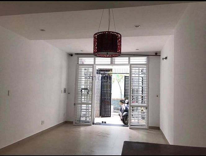 Hình ảnh Bán nhà đường  Âu Cơ, quận Tân Bình, 57m2,4x14m2,  5 tỷ 7