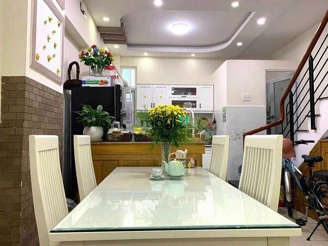Hình ảnh Chủ bán GẤP!Nhà Thích Quảng Đức, P5,Phú Nhuận, 70m2, 2tỷ200, sổ riêng.