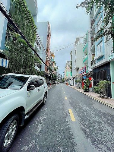 Hình ảnh Bán lô đất biệt thự Đường 20 sau lưng Gigamall Thủ Đức gần sông SG