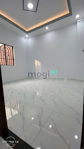 Hình ảnh Nhà Mới Xây Mới Lê Văn Quới đông đúc hẻm xe hơi