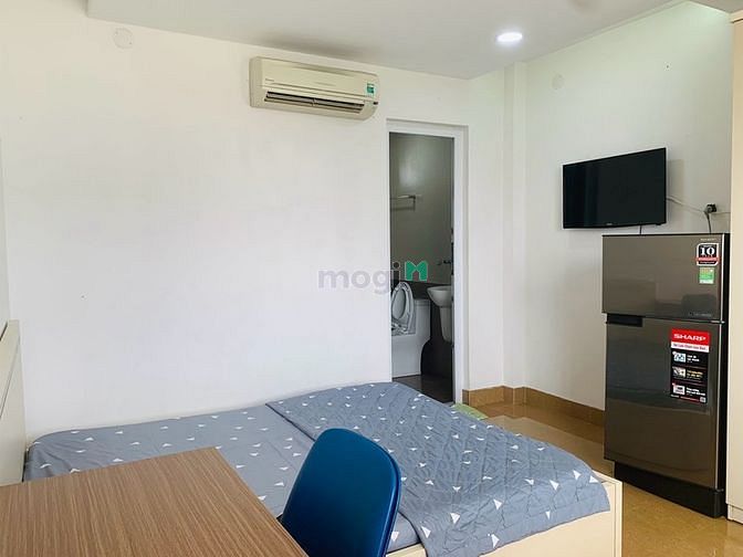 Hình ảnh Studio full nội thất ngay Quận 10 cửa sổ trời thoáng mát