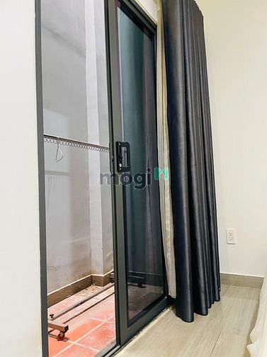Hình ảnh Cho Thuê Căn Hộ ban công Ngay Nguyễn Trãi Quận 1