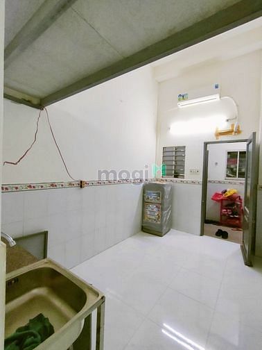 Hình ảnh Nhà trọ mới sét úp lại mới 99,5%