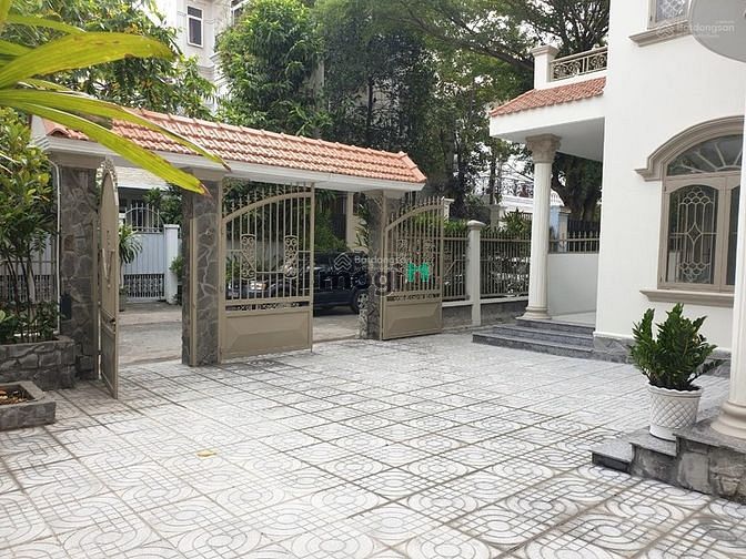 Hình ảnh Cho thuê biệt thự Đường số 3, Bình An, Quận 2, 4 tầng, 7pn, 7wc.