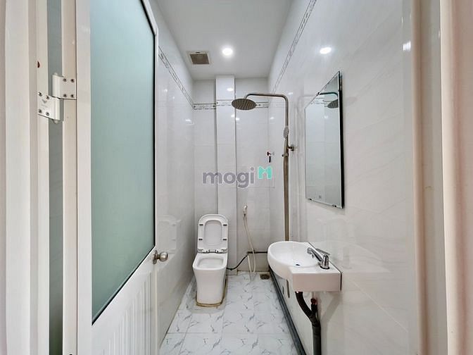 Hình ảnh Cho thuê CHDV Nguyễn Thái Bình Q1 Gần Bảo tàng Mỹ thuật