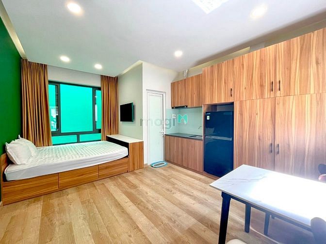 Hình ảnh Ban công Studio, Full nội thất 🥨🥨 Thiết kế hiện đại tại Quận Tân Phú
