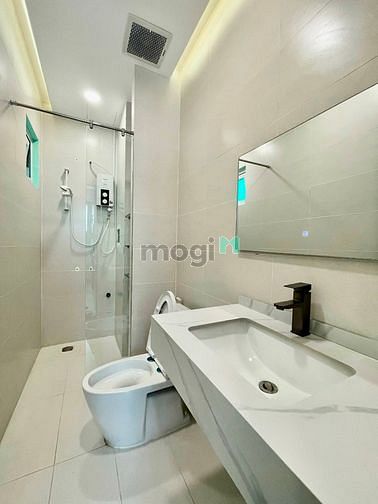 Hình ảnh Ban công Studio, Full nội thất 🥨🥨 Thiết kế hiện đại tại Quận Tân Phú