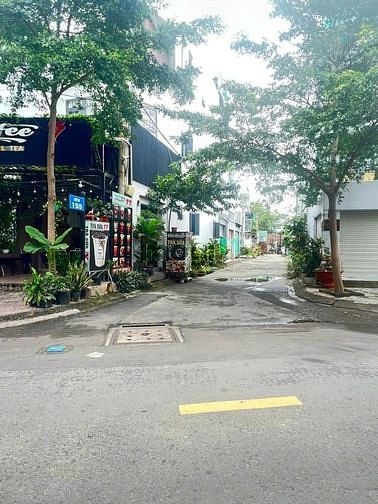 Hình ảnh Bán đất đường Võ Văn Hát , Long Trường , Quận 9 - Hướng đông bắc