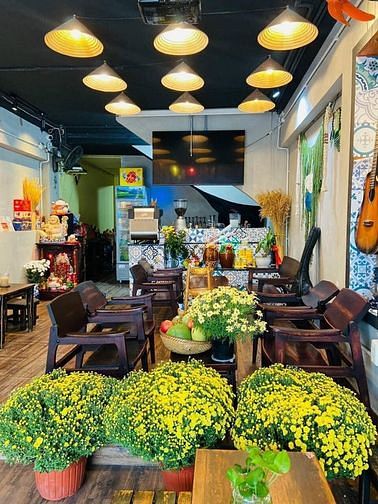 Hình ảnh Phố Ẩm Thực đường Hoa Cúc, Quận Phú Nhuận.